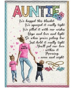 We Hugged This Blanket Heart Pattern Custom Name Gift For Auntie Blanket72