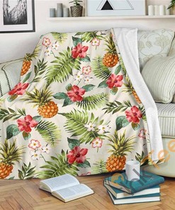 White Aloha Pineapple Pattern Sherpa Fleece Blanket Gifts for Family, for Couple
