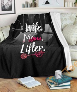Wife Mom Lifter Sherpa Fleece Blanket Gifts for Family, for Couple