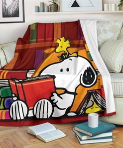 Woodstock Snoopy Reading Book Sherpa Fleece Blanket Gifts for Family, for Couple