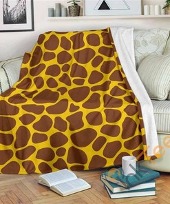 Yellow Brown Giraffe Pattern Sherpa Fleece Blanket Gifts for Family, for Couple