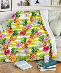 Yellow Striped Pineapple Pattern Sherpa Fleece Blanket Gifts for Family, for Couple