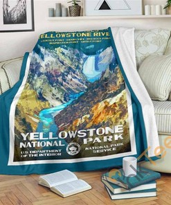 Yellowstone National Park Sherpa Fleece Blanket Gifts for Family, for Couple