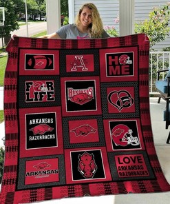 Arkansas Razorbacks Personalized Quilt Blanket Bedding Set, Great for Home Decoration and Family Gifts