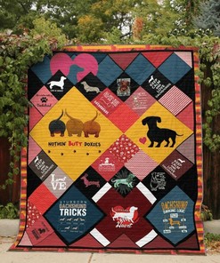 Athletic Softball Quilt Bedding Set Blanket - Great for Family Gifts and Home Decor
