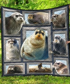 Bearded Seal Quilt Blanket Bedding Set with Personalized Name, Great for Bedroom Decor and Family Gifts