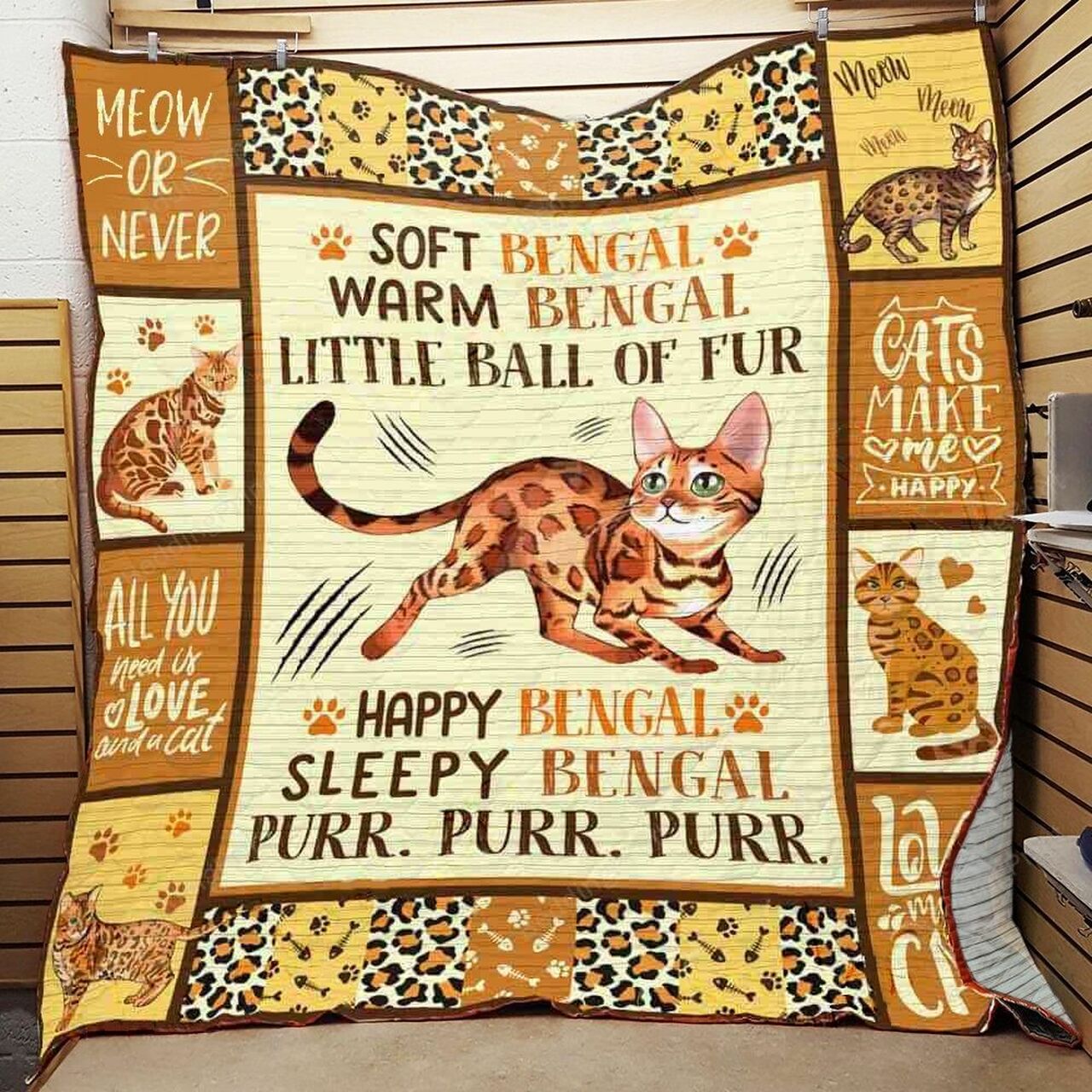 Bengal Cat Little Ball Of Fur Quilt Bedding Set Blanket