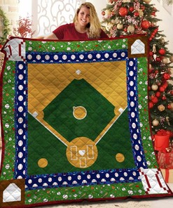 Cozy up with Personalized Baseball Quilt Bedding Set: Perfect for Home Decor and Picnics