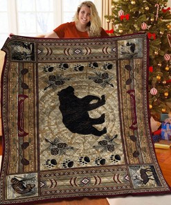 Create a Personalized Bedroom with a Custom Bear Quilt Bedding Set - Ideal for Home Decor and Picnics