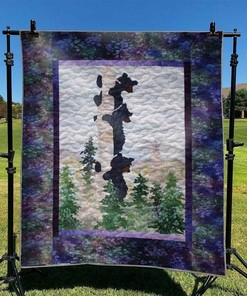 Create a Unique Look with Personalized Bear Quilt Bedding Set - Perfect for Home Decoration and Picnics