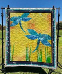 Custom Dragonfly Garden Quilt Bedding Set Blanket for Home Decoration and Family Gifts