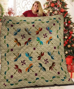 Custom Dragonfly Quilt Blanket Bedding Set Perfect for Bedroom Decor and Family Gifts