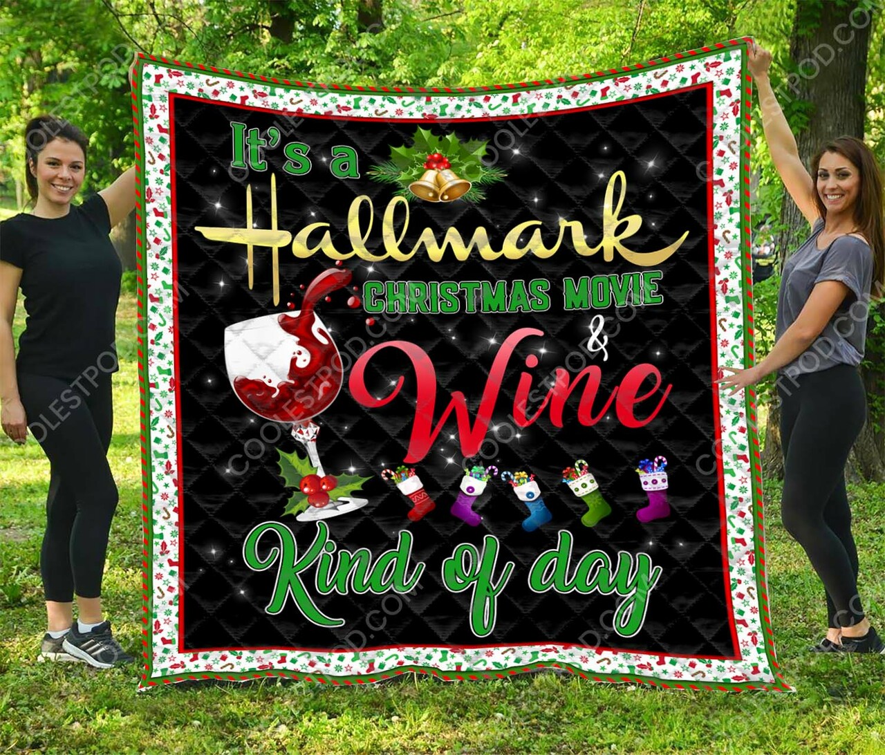 Custom Hallmark And Wine Quilt Bedding Set for Home Decoration and Family Gifts