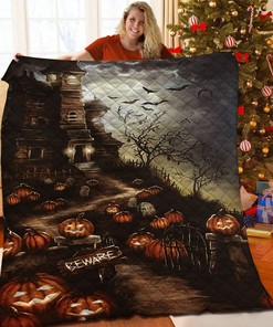 Custom Halloween Bed Set with Pillows - Perfect for Bedroom Decor and Family Gifts