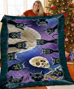Custom Halloween Bedding Set - Perfect for Bedroom Decor and Family Gifts
