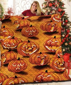 Custom Halloween Quilt and Pillow Set - Perfect for Bedroom Decor and Family Gifts