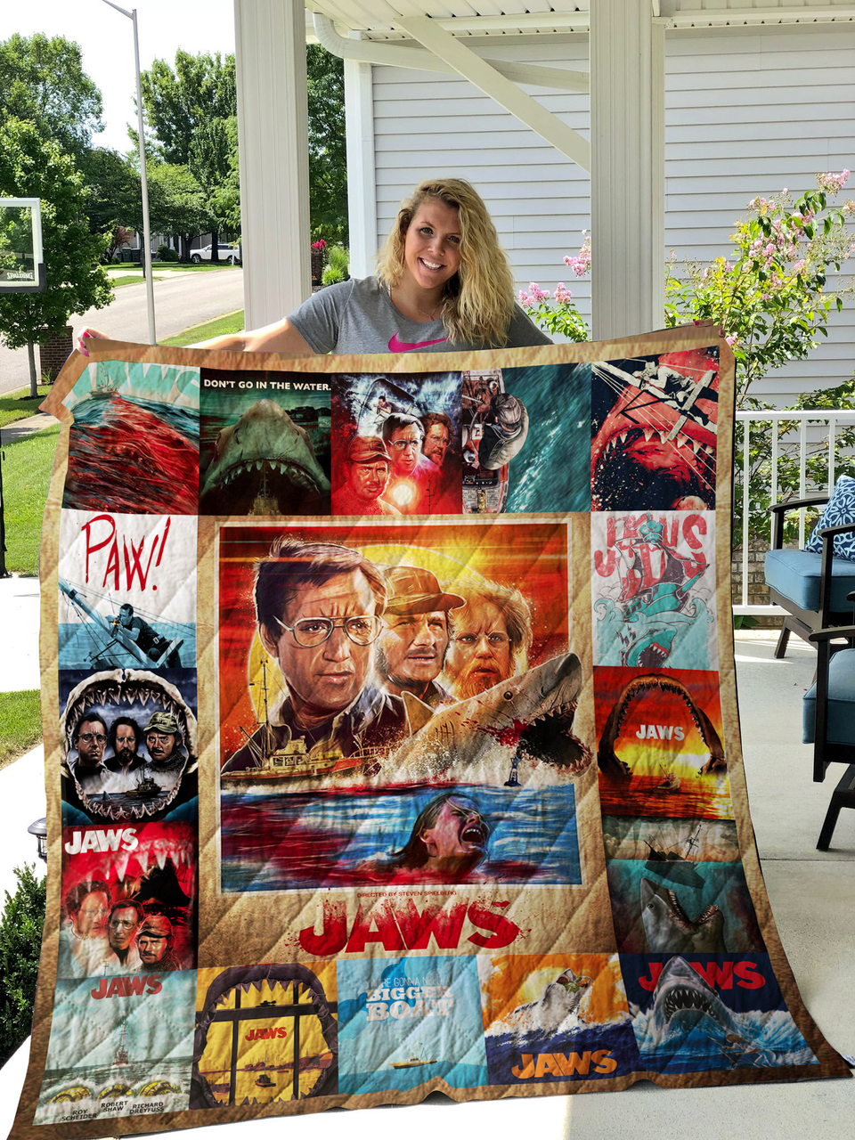 Custom Jaws Poster Quilt Bed Set Blanket - Perfect for Bedroom Decor and Family Gifts