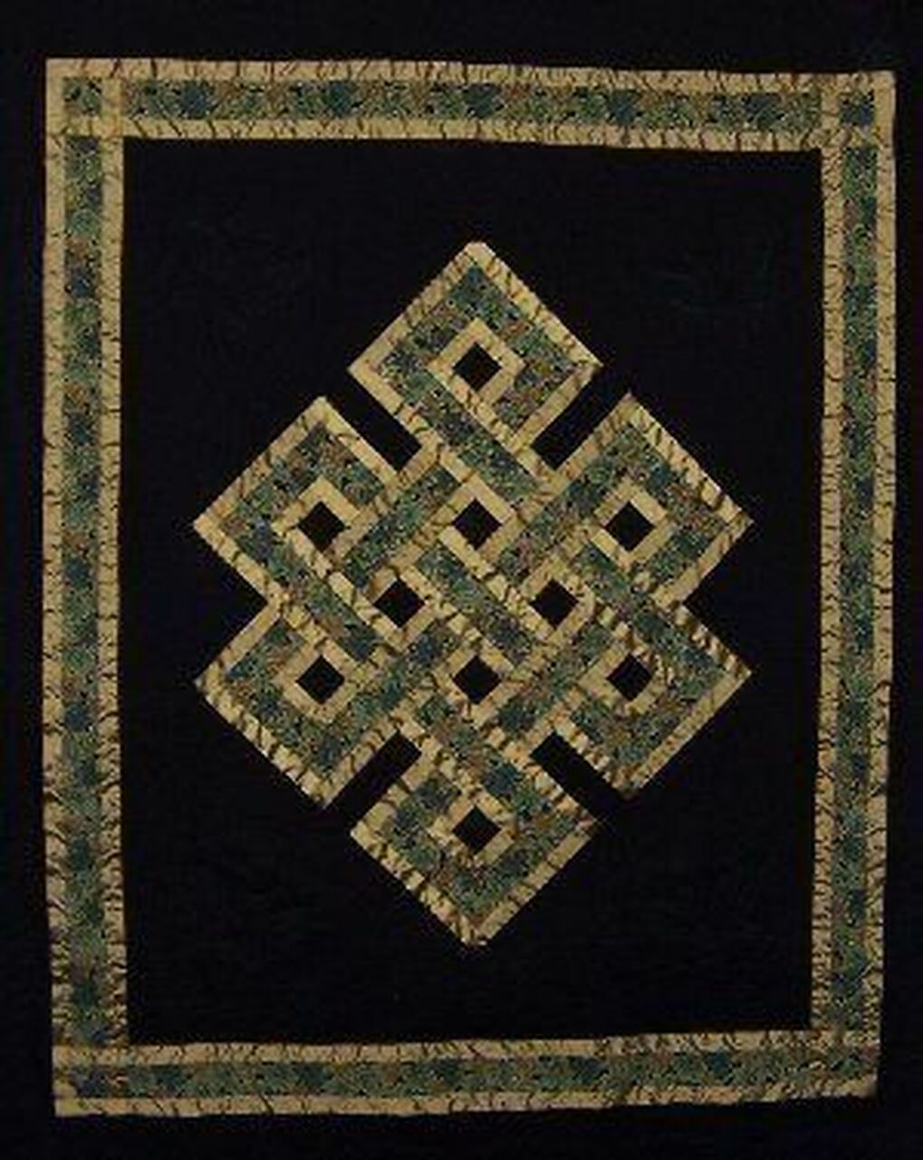 Custom Name Celtic Quilt Bedding Set for Personalized Bedroom Decor, Family Gifts