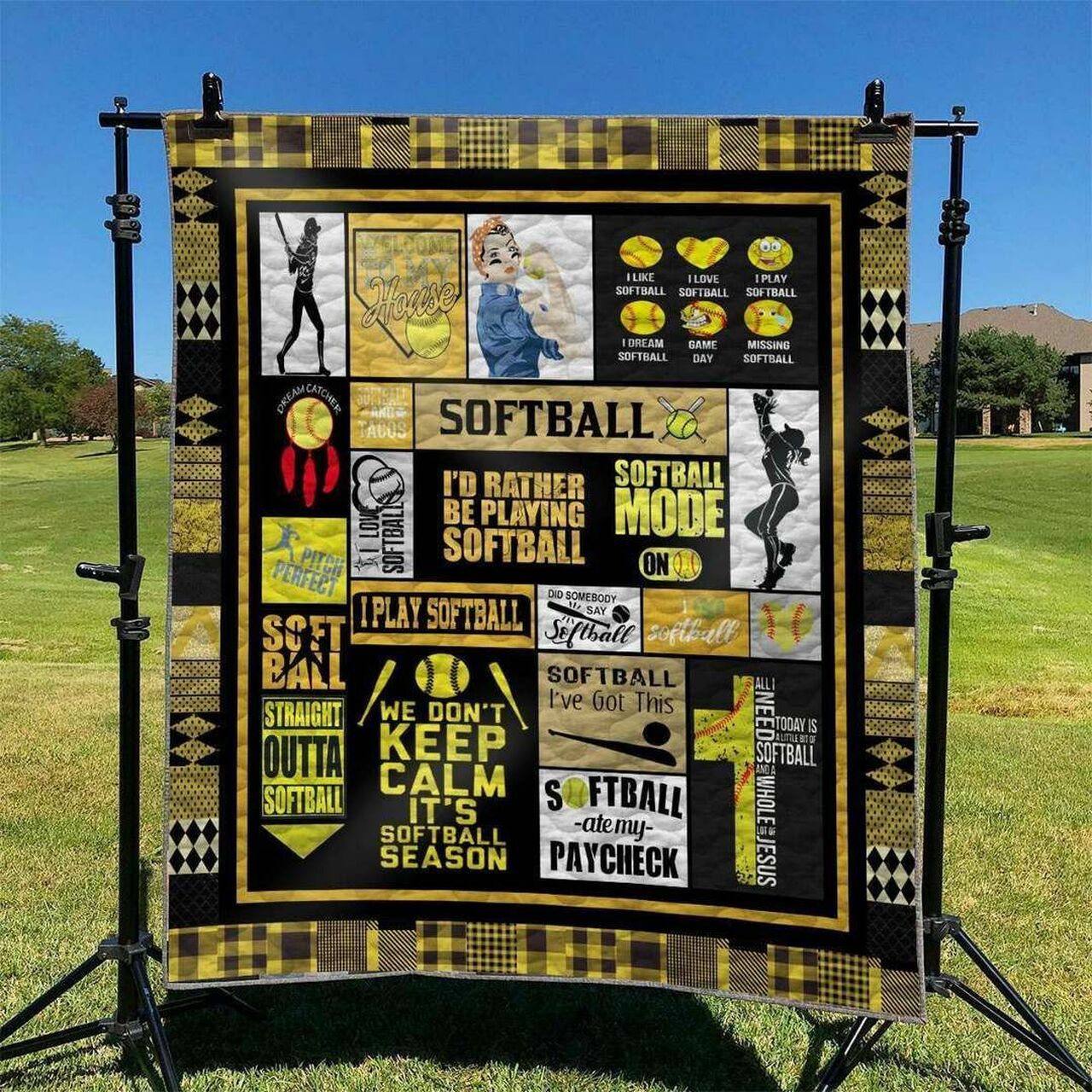 Custom Softball Bedding Set - Perfect for Home Decoration and Family Gifts