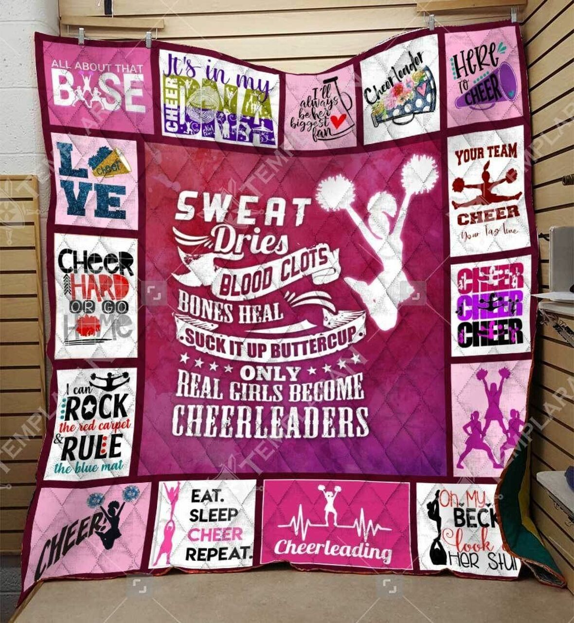 Customizable Cheerleading Quilt Blanket Bedding Set - Perfect for Bedroom Decor and Family Gifts