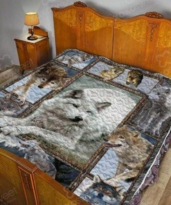 Customized Wolf Quilt Blanket and Bedding Set for Bedroom and Picnic