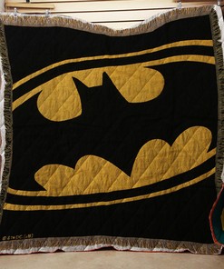 DC Comics Batman Logo Personalized Tapestry Throw Quilt Bedding Set for Bedroom Decor and Family Gifts