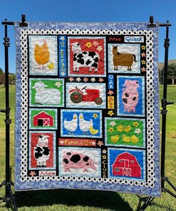 Farm Quilt Blanket Bedding Set with Customizable Name, Perfect for Home Decoration and Family Gifts