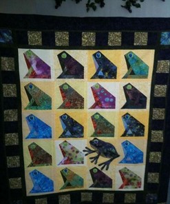 Frog Quilt Bedding Set for Bedroom Decor, Personalized Gift for Family