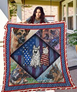 German Shepherd Quilt Bedding Set Blanket - Great for Bedroom Decor and Family Gifts