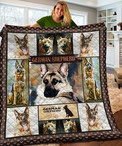 Giraffe Quilt Bedding Set for a Cozy Home and Family Gift