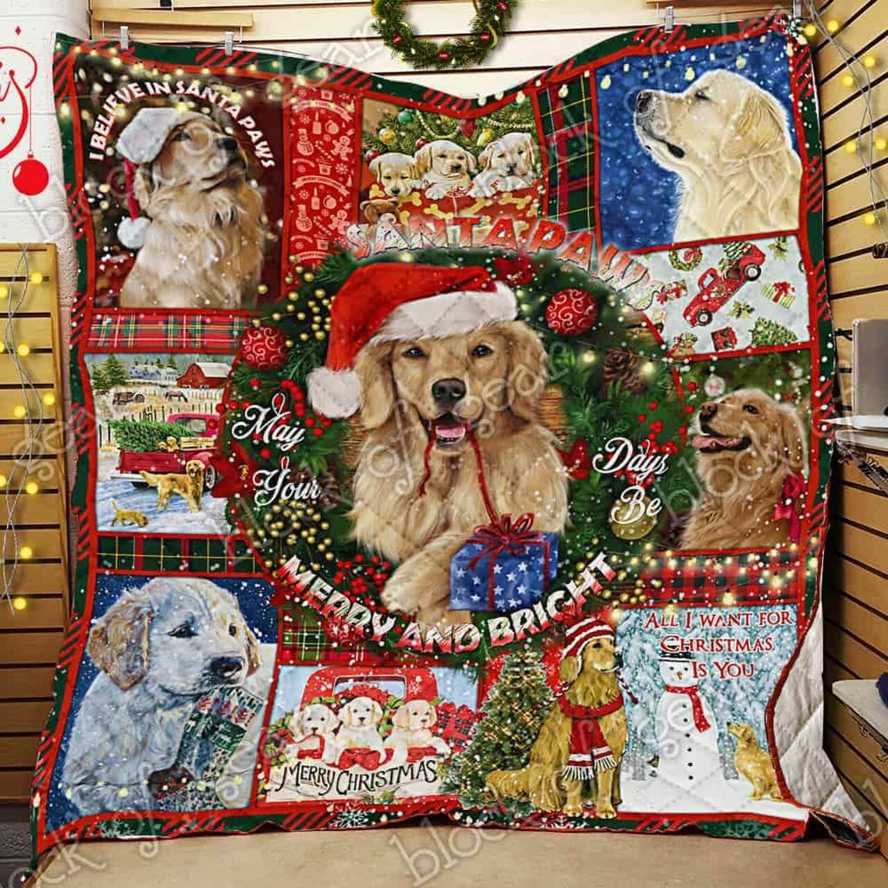 Golden Retriever Santa Paws Quilt Bedding Set - Great for Family Gifts
