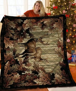Handmade Hunting Quilt Bedding Set with Customizable Personalization, Gift for Family