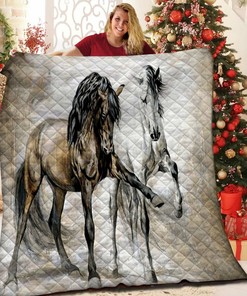 Horse Quilt Bedding Set with Personalized Name or Quote - Great Gift for Horse Lovers