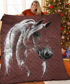 Horse Quilt Bedding Set with Personalized Name or Quote - Perfect for Home Decor and Picnic