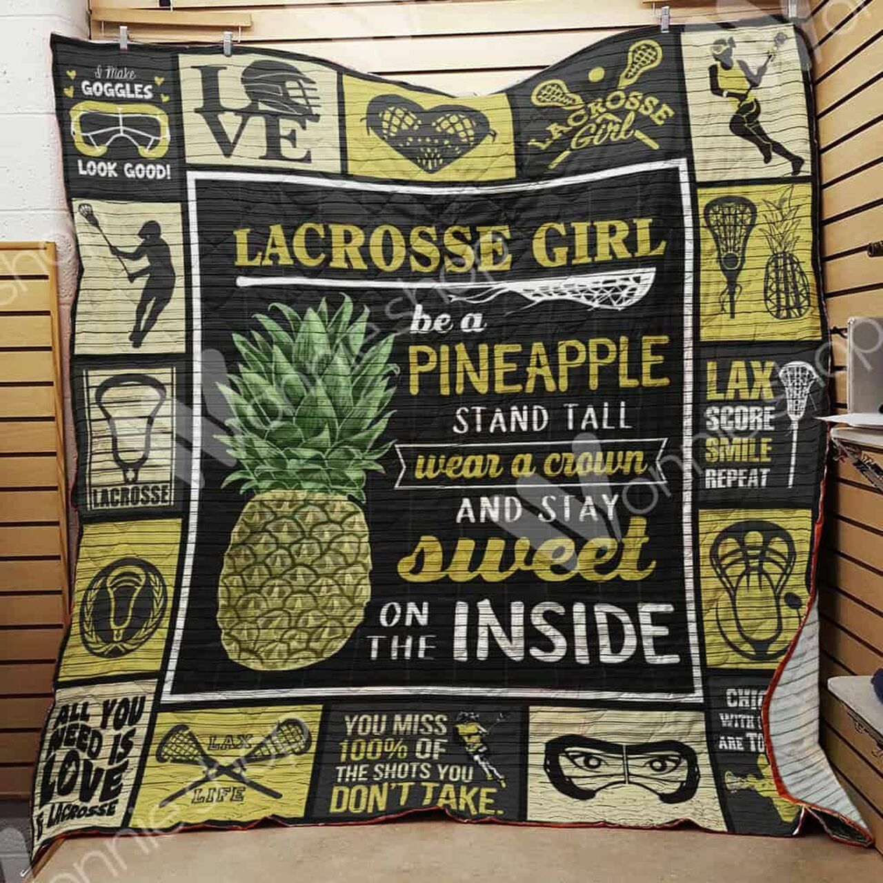 Lacrosse Pineapple Personalized Quilt Bedding Set - Great for Bedroom Decoration