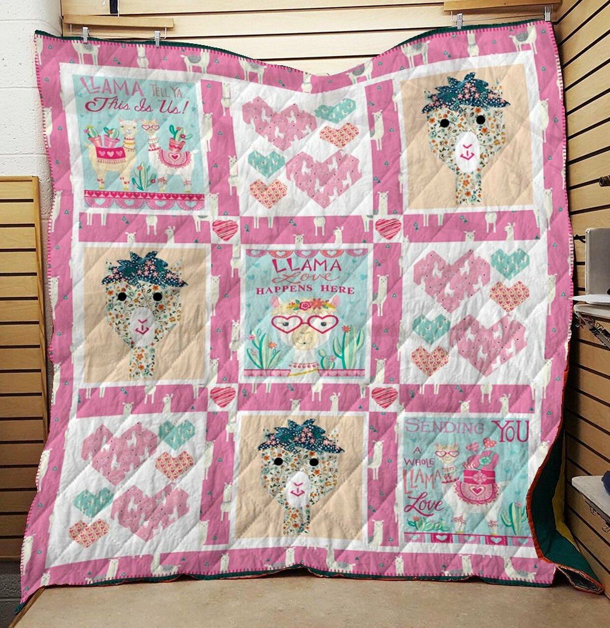 Llama Themed Quilt Bedding Set for Bedroom Decor and Family Gifts, Perfect for Home Decoration and Picnic