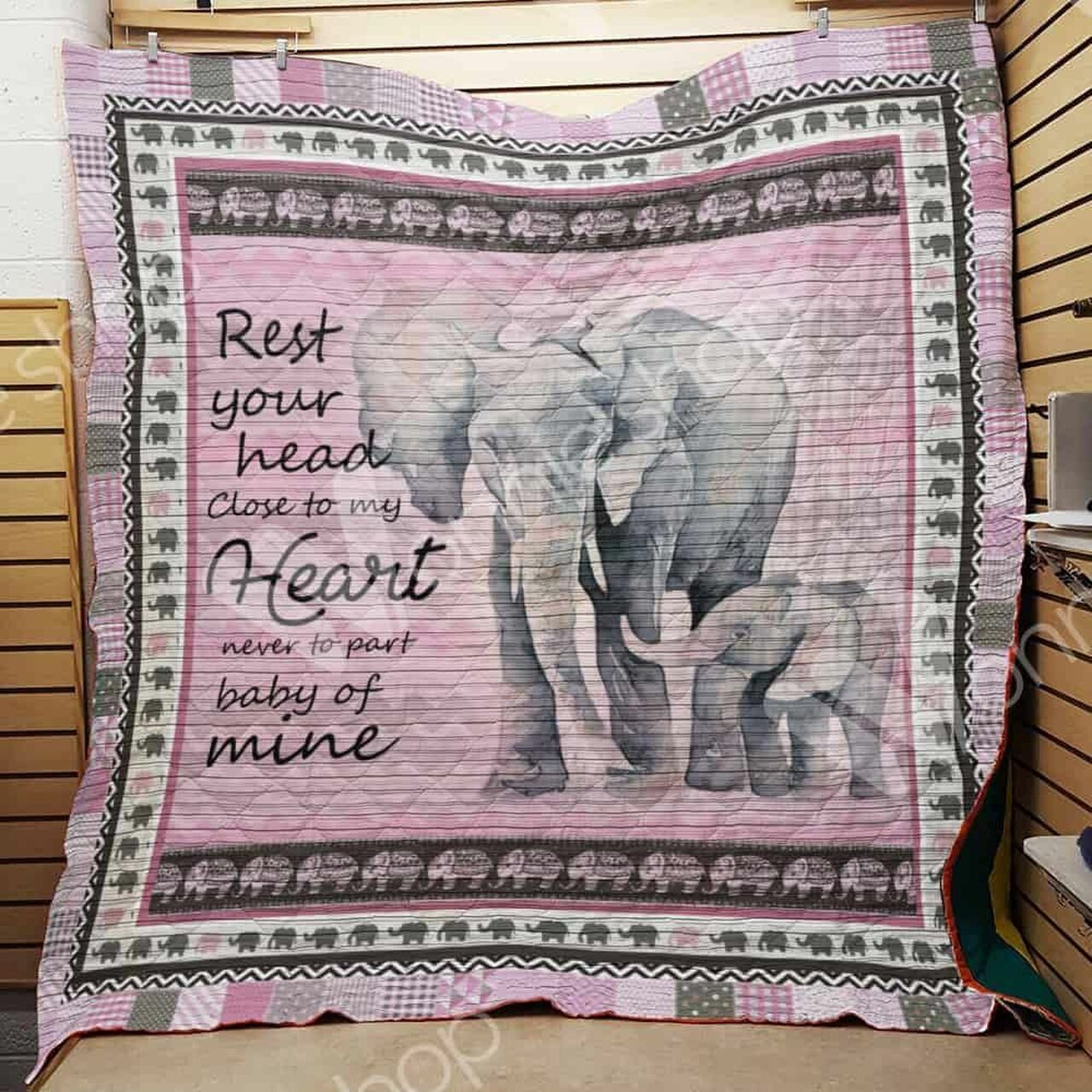 Lovely Elephant Quilt Bedding Set for Personalized Home Decoration - Great for Family Gifts