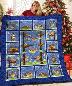 Make Your Bedroom Stand Out with a Personalized Bear Quilt Bedding Set - Ideal for Home Decor and Picnics