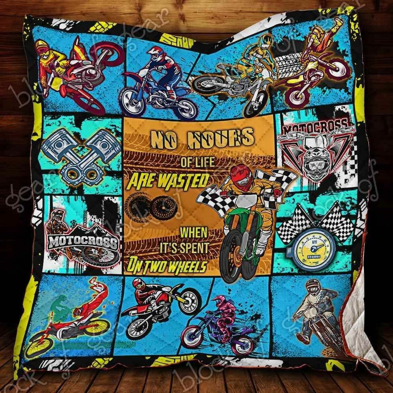 Motocross Quilt Blanket Bedding Set for Home Decoration, Perfect for Bedroom Decor and Family Gifts