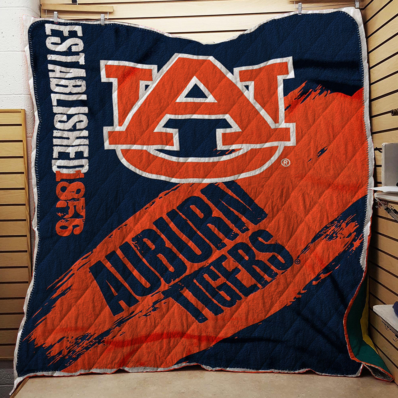 Ncaa Auburn Tigers Painted Printed Fleece Throw Quilt Bedding Set Bedroom Decor, Gifts for Family