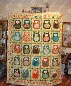 Owl Lovers Rejoice with It's Owl Good Quilt Bedding Set Blanket, Great for Bedroom Decor and Family Gifts