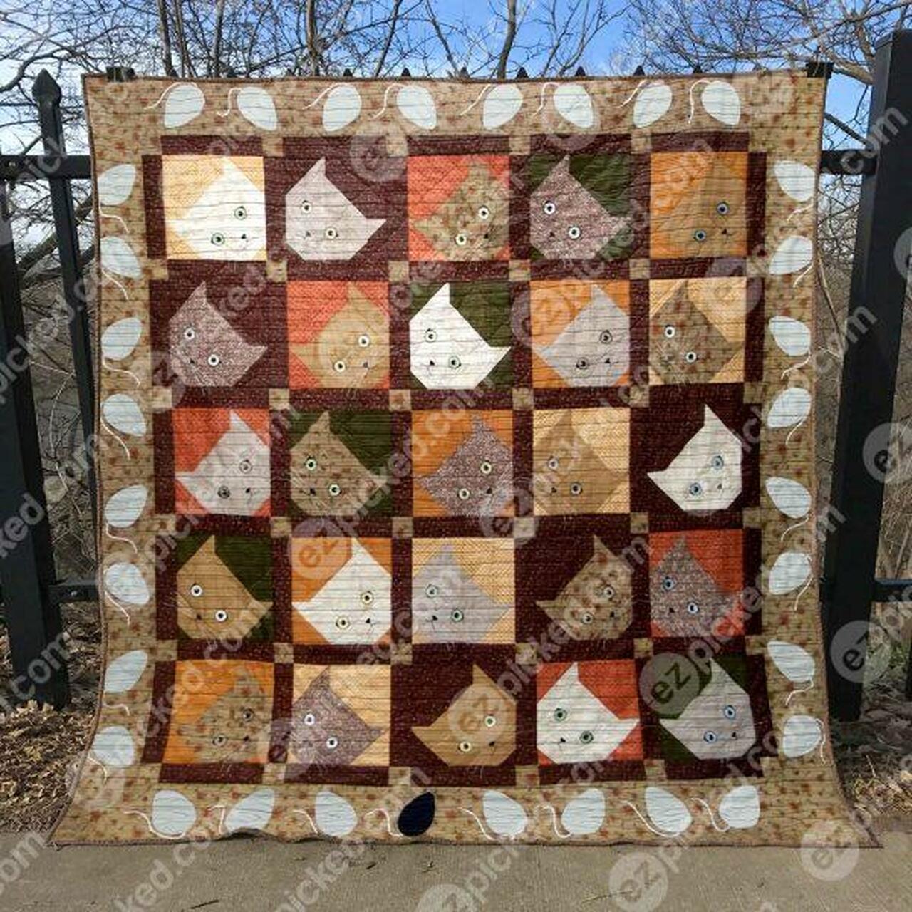 Peek A Boo Customized Quilt Bedding Set Blanket, Perfect for Home Decoration and Family Gifts
