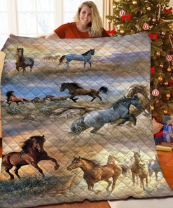 Personalize Your Bedroom Decor with a Custom Horse Quilt Bedding Set, Perfect for Family Gifts