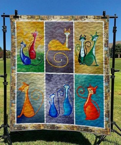 Personalize Your Bedroom with a Custom Cat Quilt Bedding Set for Family Gift