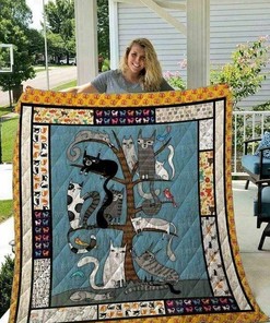 Personalize Your Bedroom with a Custom Cat Quilt Bedding Set for Family Gift Giving
