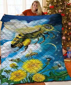 Personalized Bee Themed Quilted Bedding Set with Matching Pillowcases