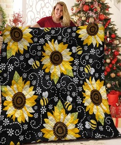 Personalized Bee and Sunflower Quilt Bedding Set for Home Decoration and Picnic - Great Gifts for Family