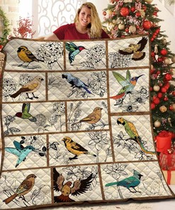 Personalized Bird Quilt Bedding Set with Custom Name or Quote for Picnic Enthusiasts