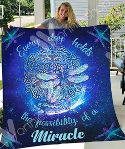 Personalized Blue Dragonfly Quilt Bed Set Blanket for Bedroom Decor and Family Gifts