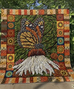 Personalized Butterfly Hm240507 Quilt Bedding Set for Home Decoration, Great for Bedroom Decoration and Family Gifts